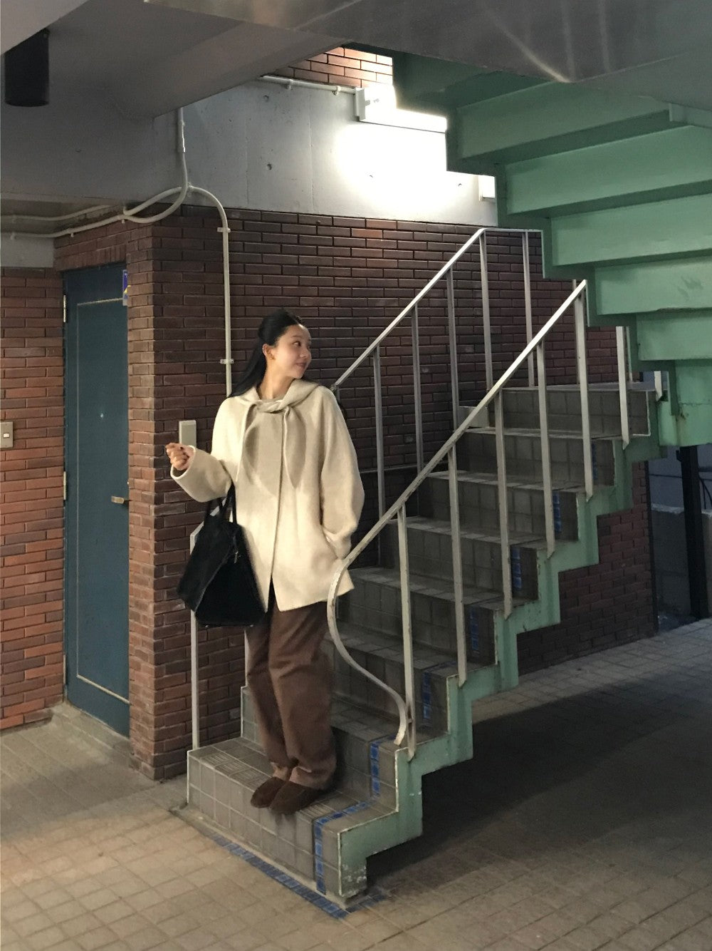 Korean Sle Woolen Coat Women's Chic Temperament Sweet Bow Tie Collar Hooded Warm Woolen Coat Long Sve Mid-Length