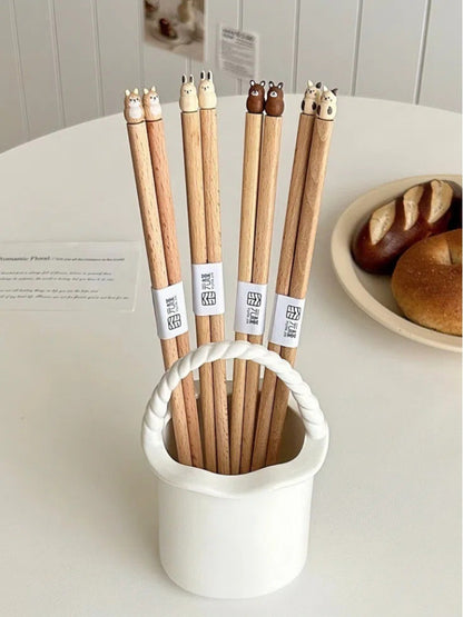 Hashis de Desenho Animado de Animais Fofos, Hashis de Madeira de Faia para Casais de Sushi, Utensílios de Jantar de Madeira Entalhados à Mão, Práticos e Bonitos