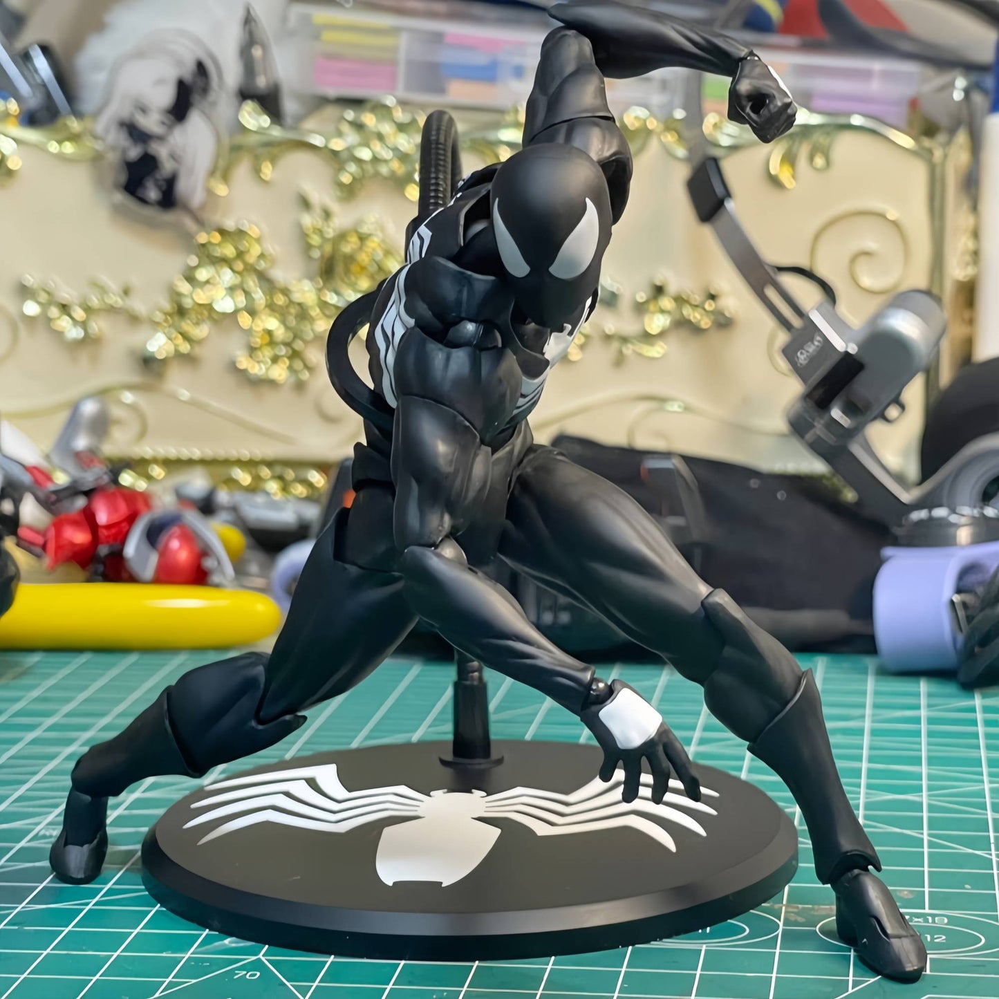 Hot Mess Toys Boneco de Ação do Homem-Aranha Preto Anime Aranha Terno Vermelho Preto Vizinho Simbionte Aranha Escarlate Cc Toys Brinquedo de Presente