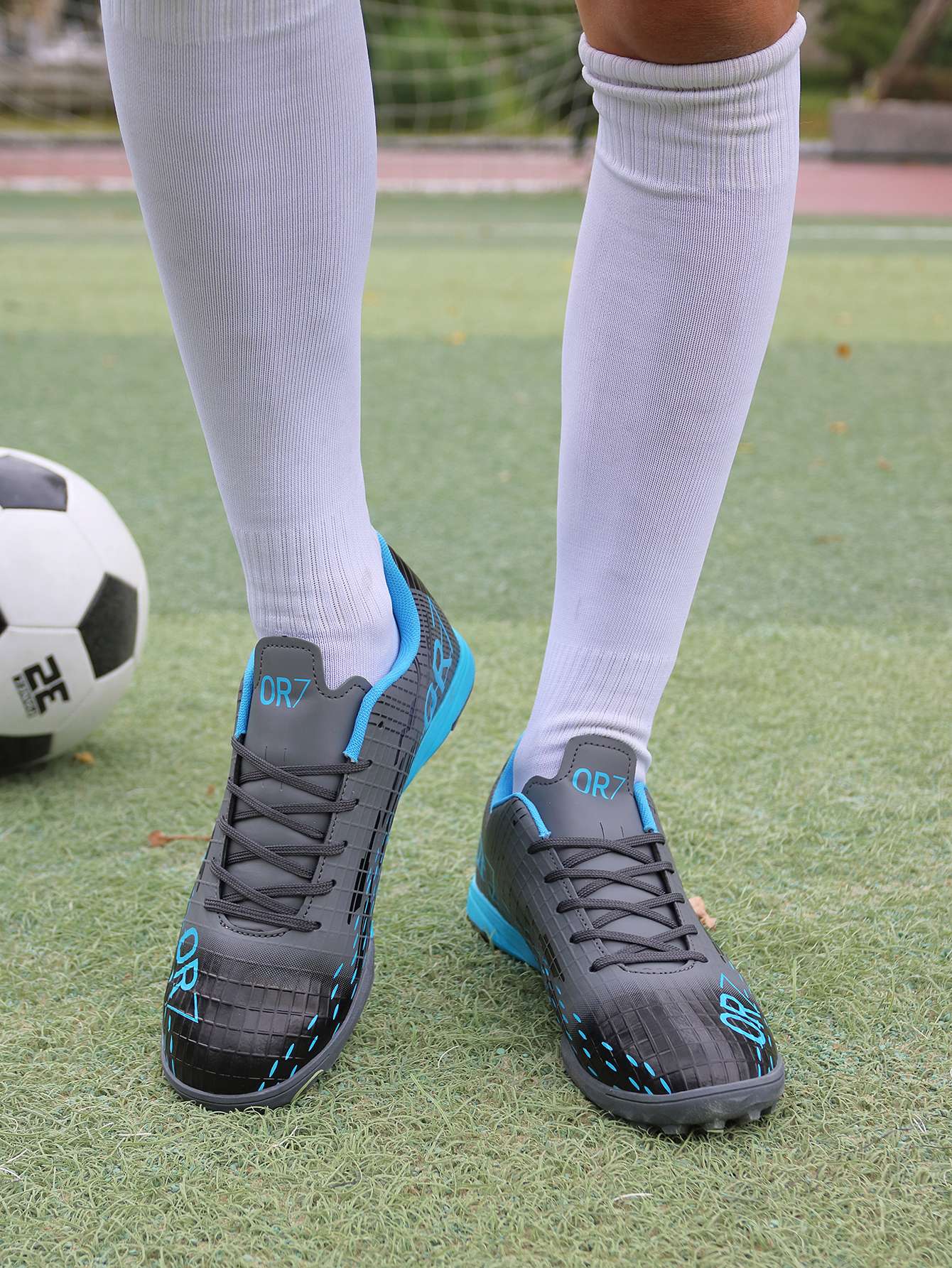 TF/FG Football Field Boots Original Men Women Studded Football Shoes Turf Match Ultralight Soccer Shoes Cleats Unisex Resistant