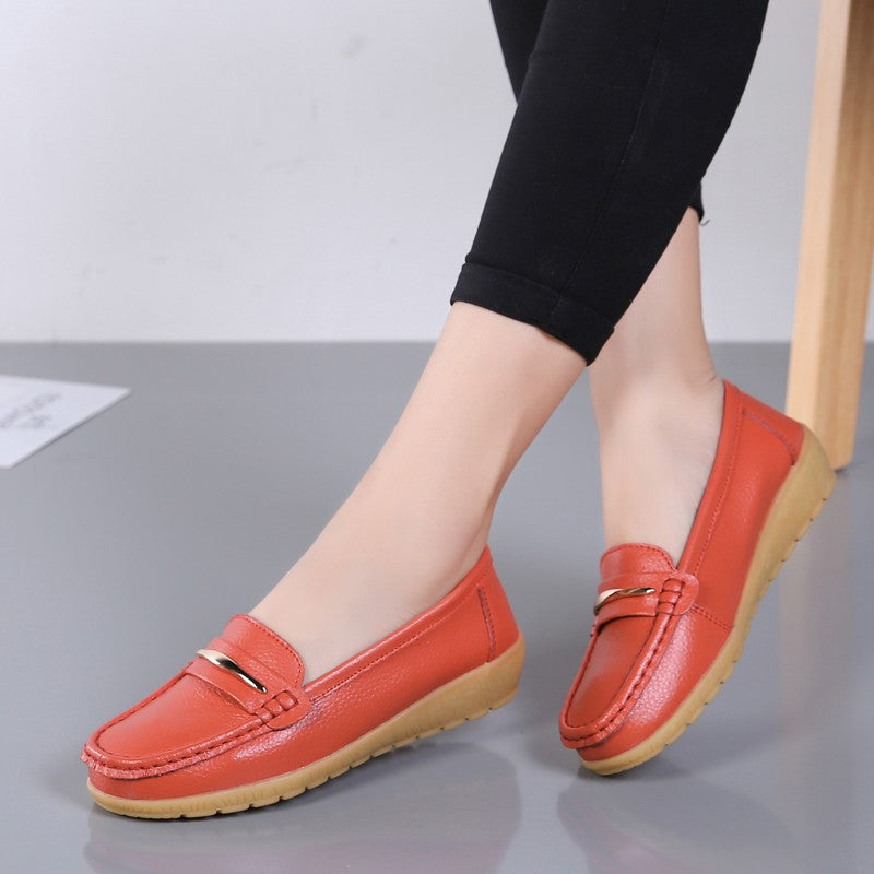 2025 New Genuine Leather Shoes Woman Slip On Women Flats Moccasins Women's Loafers Spring Autumn Mother Shoe Big Size 35-44