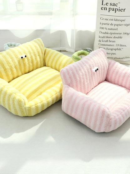 Sofá para Cães e Gatos Cartoon Sle Pet Bed Couch, Série Olhos Grandes, Travesseiro de Uso Diário Outono Inverno, Design de Sofá, Ninho para Pets, Nova Chegada