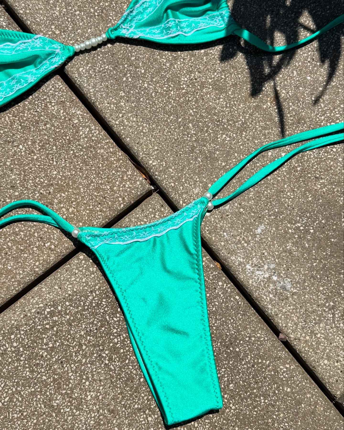 2025 Women Swimsuit Bold Leopard Print and Yellow Patchwork Bikini Set  Perfect for Beach Wear and Pool Parties Summer Getaways