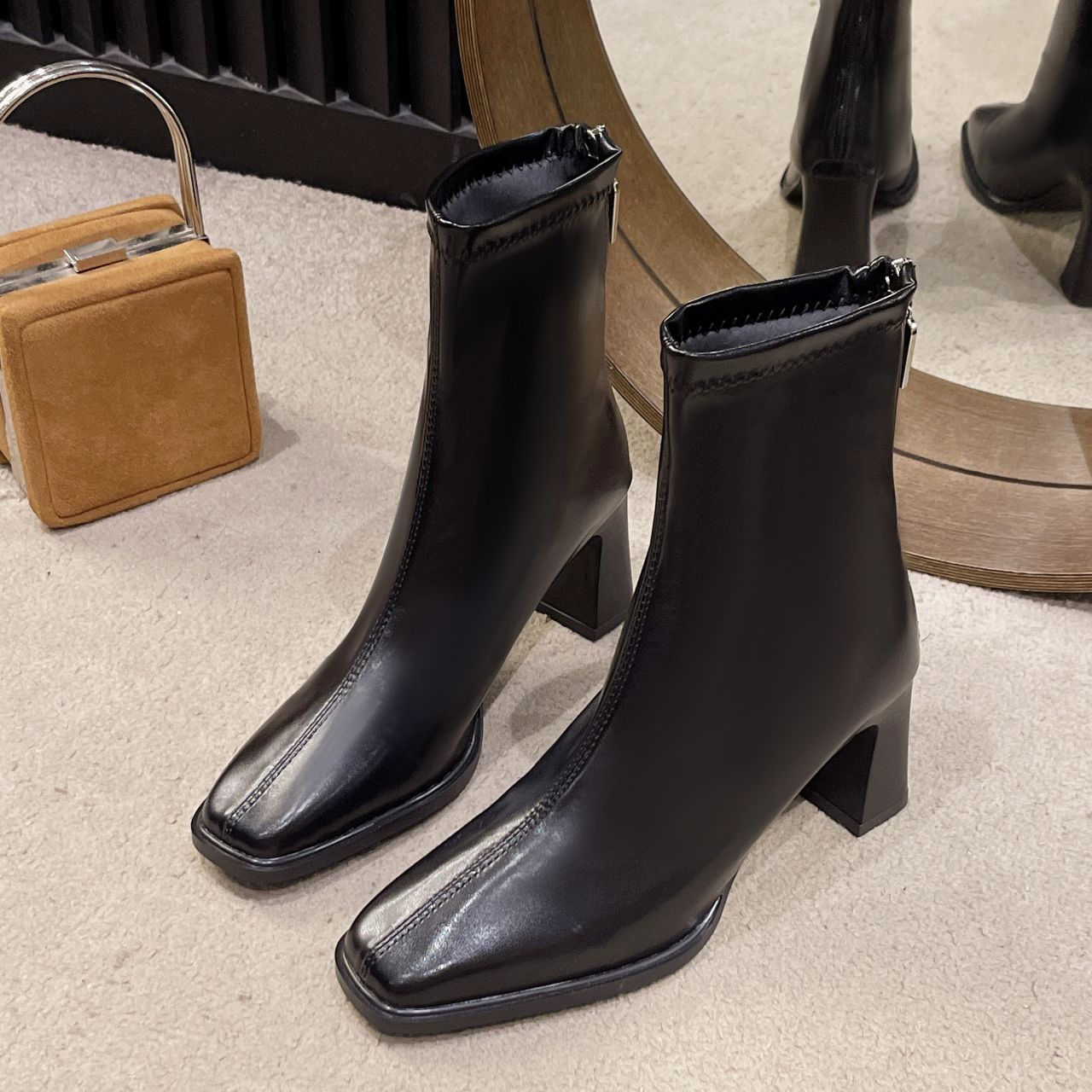 High Quality High Heel Boots Women Leather Winter Boots Women Comfortable Warm Fur Women Ankle Boots Shoes Black Brown D159