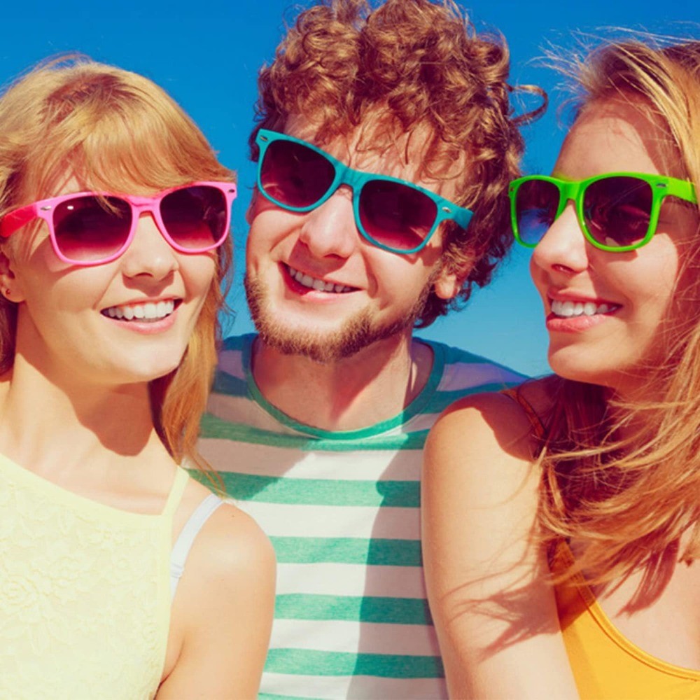 1/8pcs Neon Colors Party Sunglasses Black Studs Retro Unisex Rainbow Street Shot Gift Wedding Favors for Guests