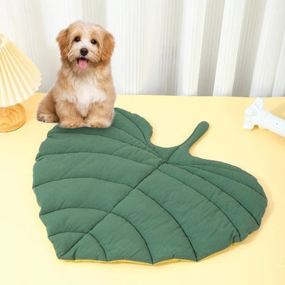 Tapete para Cama de Gato Formato de Folha Cobertor Macio para Cães Almofada para Dormir Lavável Antiderrapante Decoração de Ambiente Tapete de Chão para Cães Gatos Suprimentos para Animais de Estimação