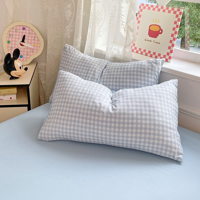 Pre-Washed Microfiber Duvet Cover Set with 2 Pillowcases - Ultra Soft Wrinkle-Resistant Bedding Set, Hypoallergenic & Breathable