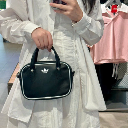 Clover men's and women's fashionable contrasting small square bags, sports single shoulder hand-held crossbody bags