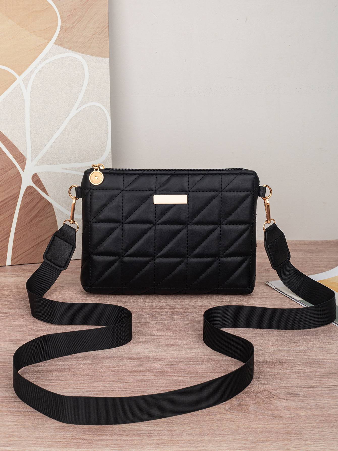 Small square handbag, mini phone bag, new style bag, compact embroidery, fashionable ladies' coin purse triangle