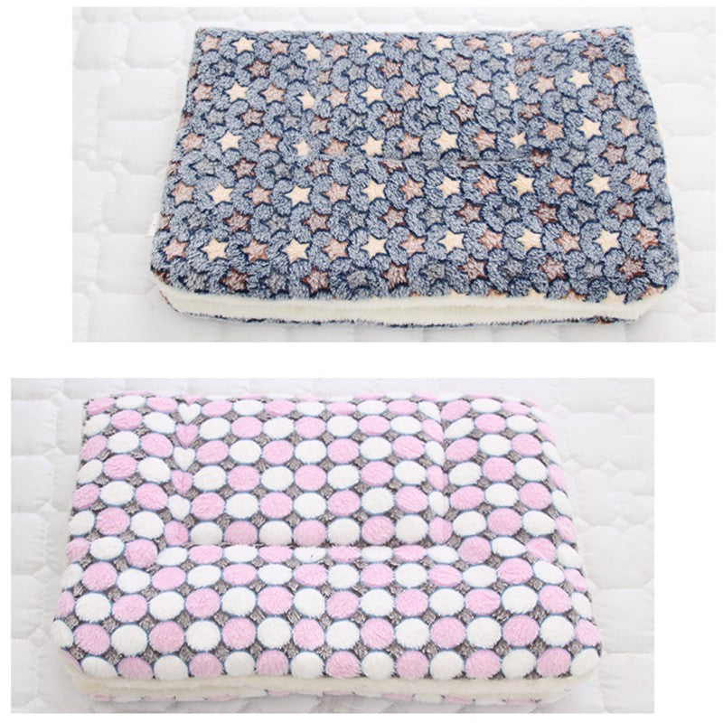Tapete para animais de estimação de flanela macia cama de cachorro inverno engrossar cobertor quente para cães e gatos filhote de cachorro dormir capa toalha almofada para cães pequenos médios grandes