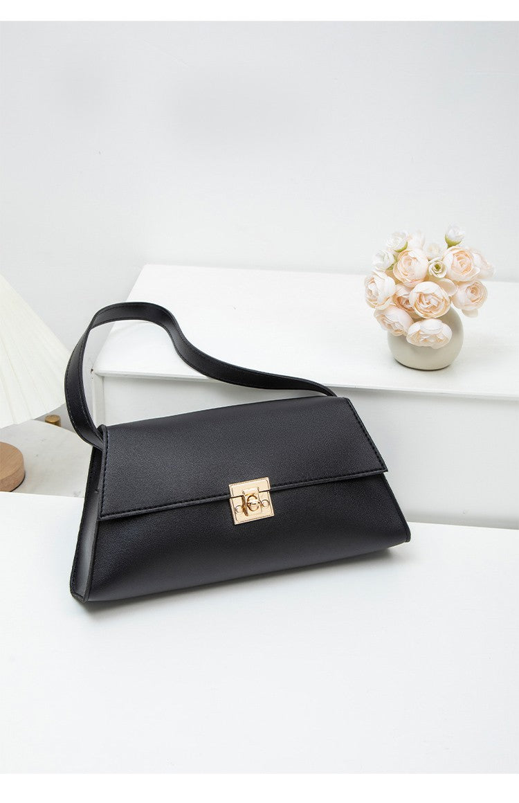 Internet Celebrity Retro Small bag for Women In Autumn and Winter, new trendy crossbody bag, fashionable one shoulder small bags