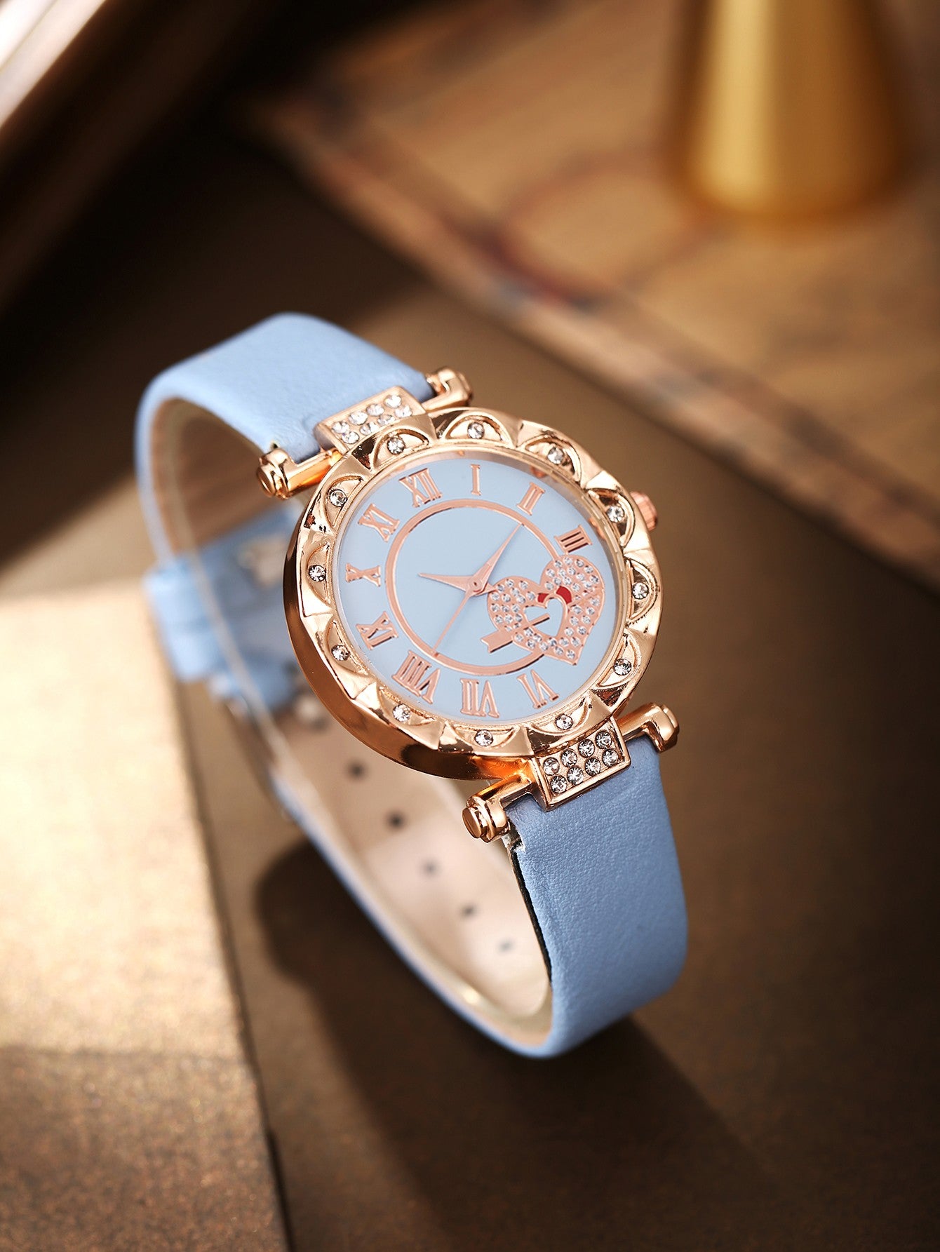 5PCS Wo5PCS Women's Love Set Diamond Dial Fashion men's Love Set Diamond Dial Fashion Versatile Alloy Case Pointer Leather Watch