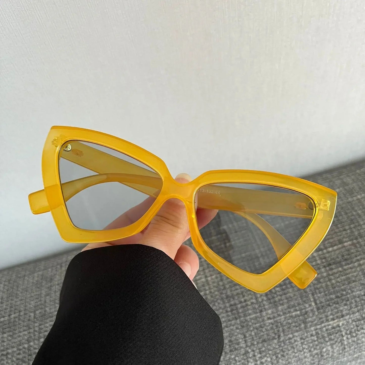 New Fashion Cat Eye Sunglasses Female Luxury Brand Designer Sun Glasses for Women Travelling Sun Shades Glasse y2k Gafas De Sol