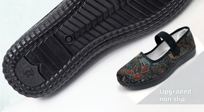 2025 New Women's cloth Shoes Soft soled comfort grandma footwear Casual lightweight lazy flats Ladies breathable non slip shoes