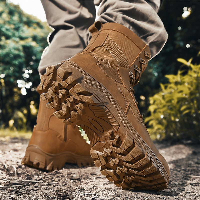 Botas impermeáveis de alta qualidade para homens grandes para caminhadas e treinamento em campo de batalha ao ar livre no outono de 2025