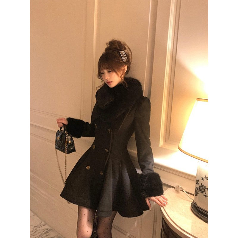 Vintage Black Wool Blends Coats Women Elegant Faux Collar Woolen Jacket Korean Long Sleeve Outerwears Winter Design Overcoat New