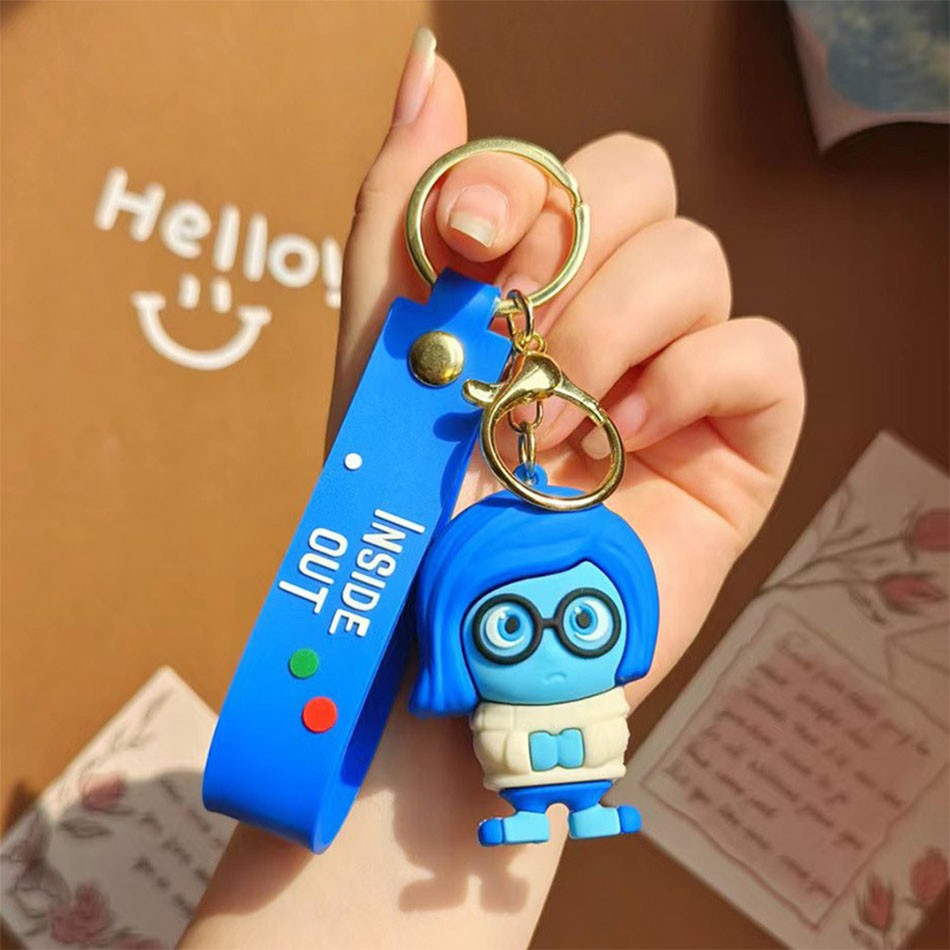 30 Peças/Conjunto Atacado Chaveiro Divertida Mente 2 Boneco de Personagem de Desenho Animado Fofo Chaveiro Pingente de Boneca de Personagem de Filme para Presente Infantil