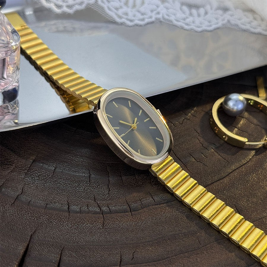 New Golden Retro Fashion Elliptical Quartz Watch Ladies Steel Strap Gold Watch Stylish Niche Timepiece