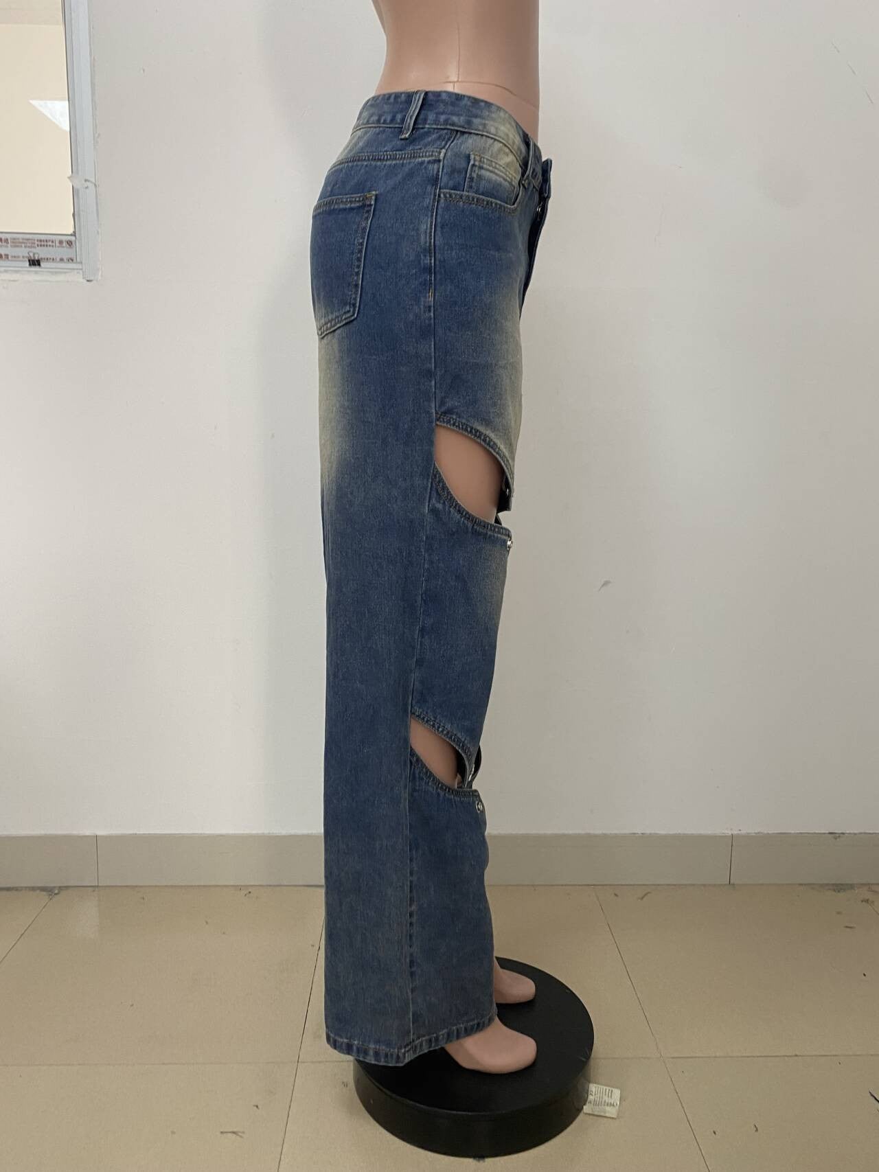 2025 New European and American Women's Clothing Fashion Street Trend Hollow Nail Buckle Old Straight Loose Denim Trousers