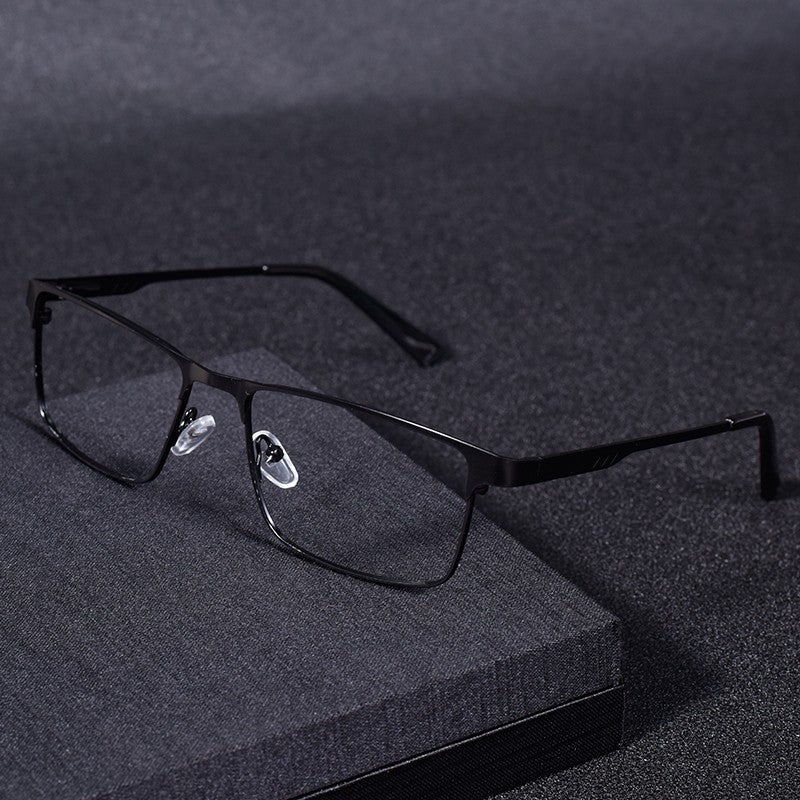 High Quality Stainless steel Reading Glasses Men Women Fashion Presbyopic Eyeglasses Business Hyperopia Anti Blue Light Eyewear1