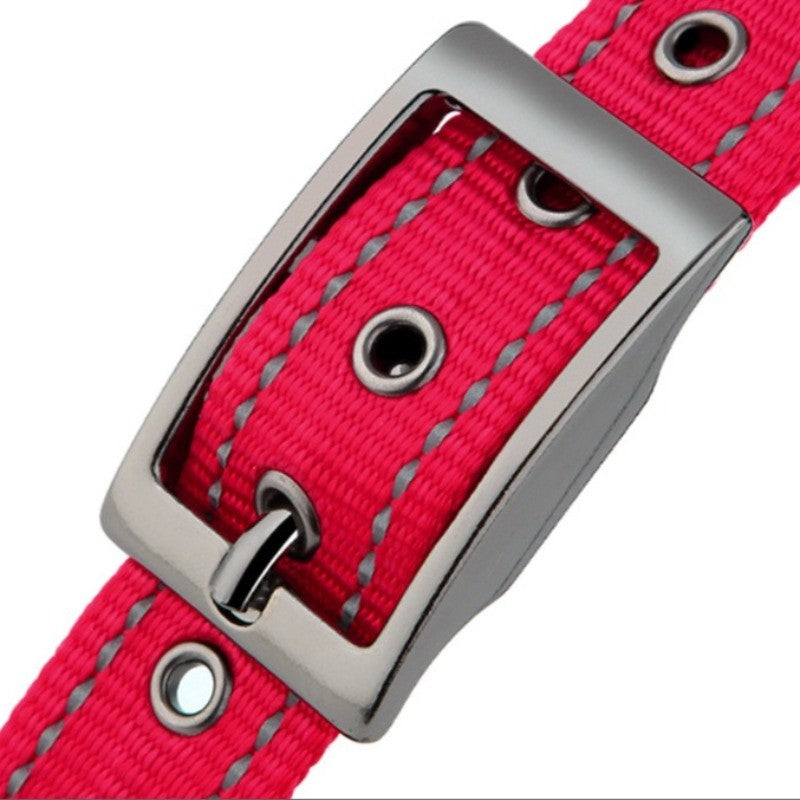 Coleira de cachorro para ambientes externos Fivela de metal Coleira de nylon respirável Coleira de pescoço de alta qualidade para cães de médio e grande porte
