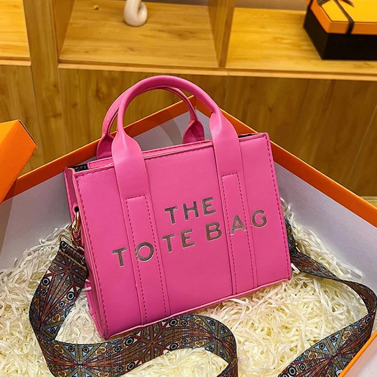 New printed letter tote bag, niche design handbag, European and American fashion crossbody bag, retro shoulder bag