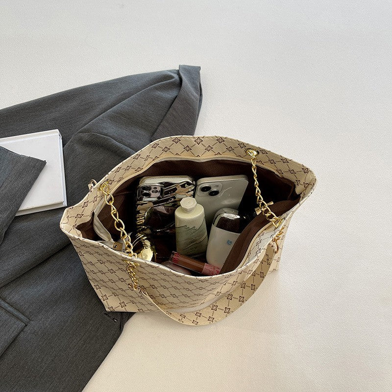 2024 Autumn and Winter New Presbyopic Handbag Shoulder Bag Large Capacity Tote Bag Women's Bag