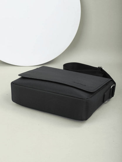 Classic Solid Stylish Simple Men's Crossbody Bag Daily Commuter Travel Large Capacity Shoulder Bag Messenger Bag