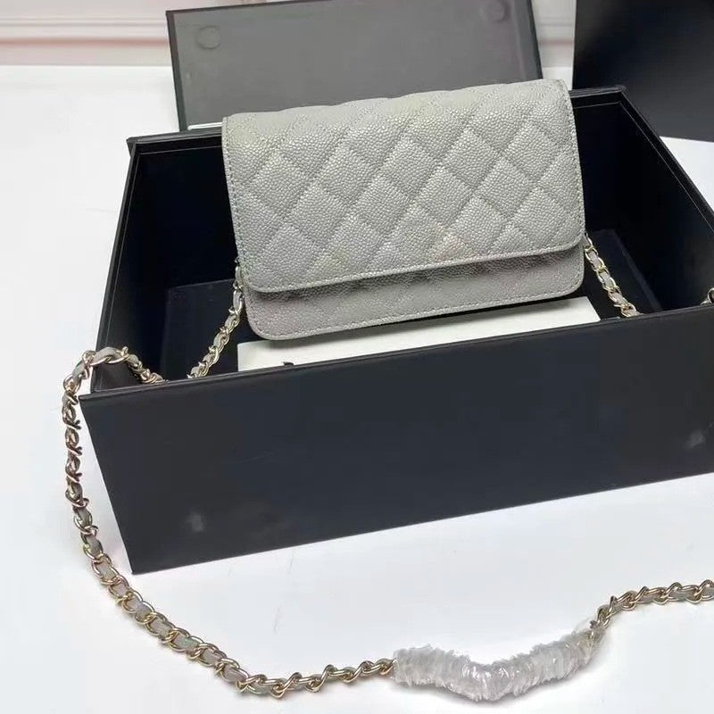 Luxury Designer Shoulder Bag Handbag Fashion Ladies Commuter Versatile Small Square Bags Women Metal Chain Classic Mini Clutches