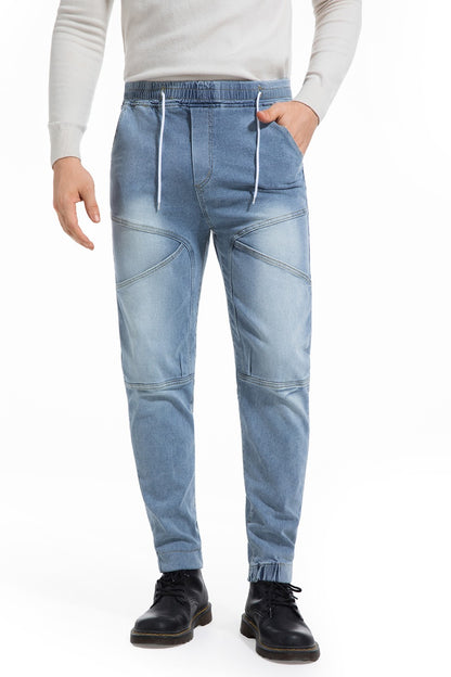 Calça jeans masculina, estilo casual, com elástico na cintura, cor lisa, adequada para todas as estações.