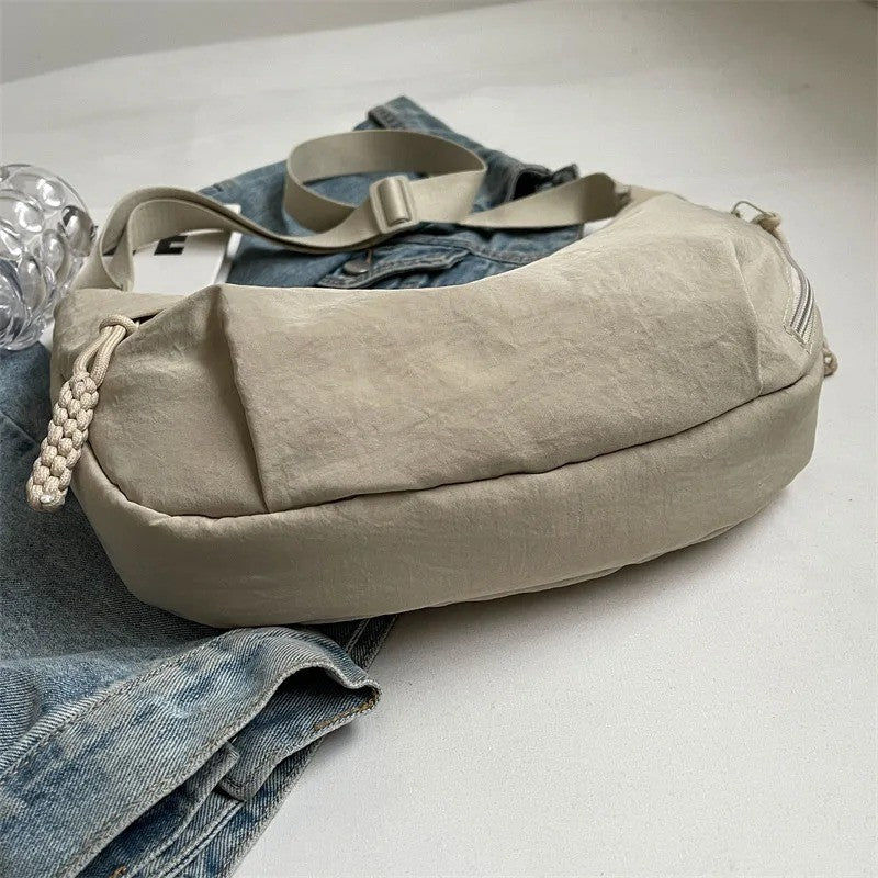 Durable Nylon Fabric Shoulder Bag High Capacity Women's Crossbody Messenger Bag Stylish Leisure Hobo Handbag for Everyday Use