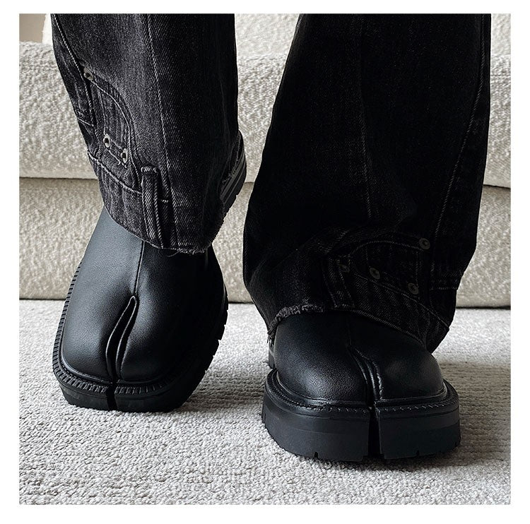 Tabi shoes for men and women classic leather split toe shoes casual one foot shoes Unisex flat shoes Comfortable design