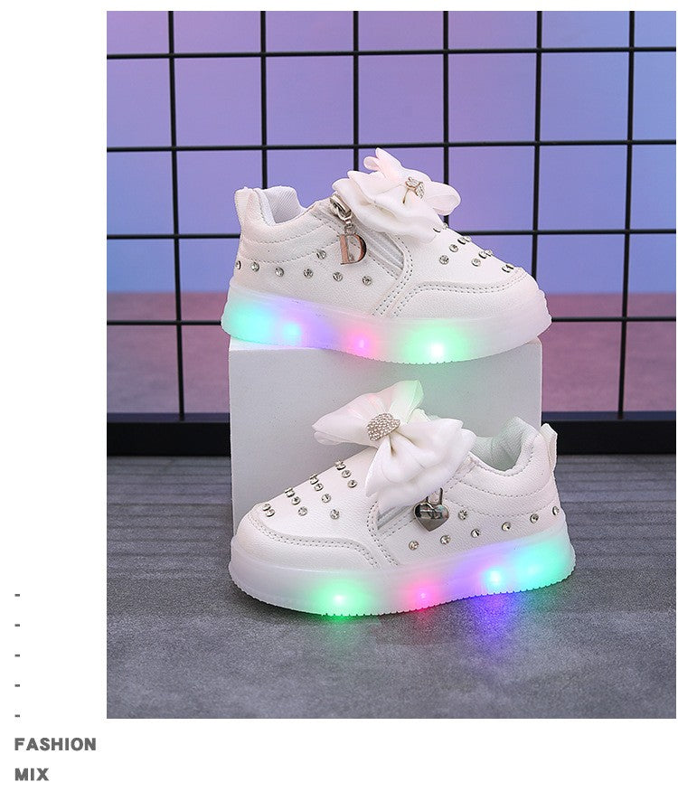 Spring Kids Shoes New Fashion Breathable Sneakers Kids Soft Non Slip Casual Girls Shoe LED Light Cute Versatile Princess Shoe