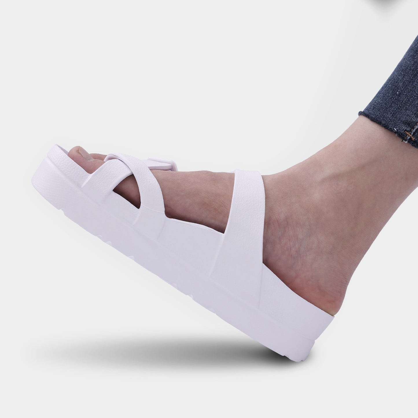 Shevalues Comfy Casual Women Slippers With Adjustable Buckle Soft Outdoor Beach Sandals Fashion Shoes Platform Women Sandals