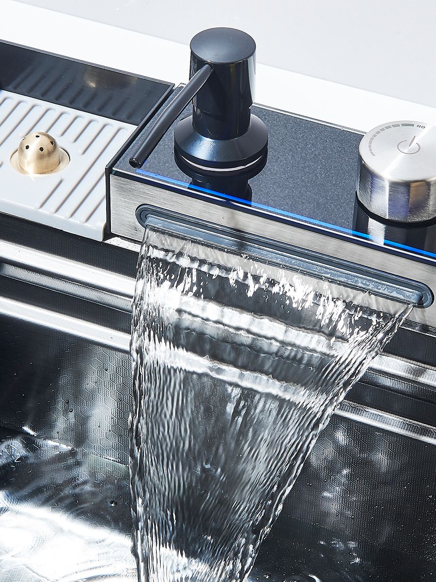 Large 304 Kitchen Sinks 75x45cm Stainless Steel Kitchen Waterfall Sink Digital Display Large Single Sink Dish Washer Faucet