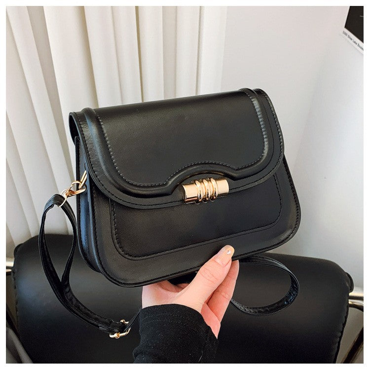 Latest Retro Crossbody Bag for Women High End Fashion Saddle Shoulder Handbag Unique Design