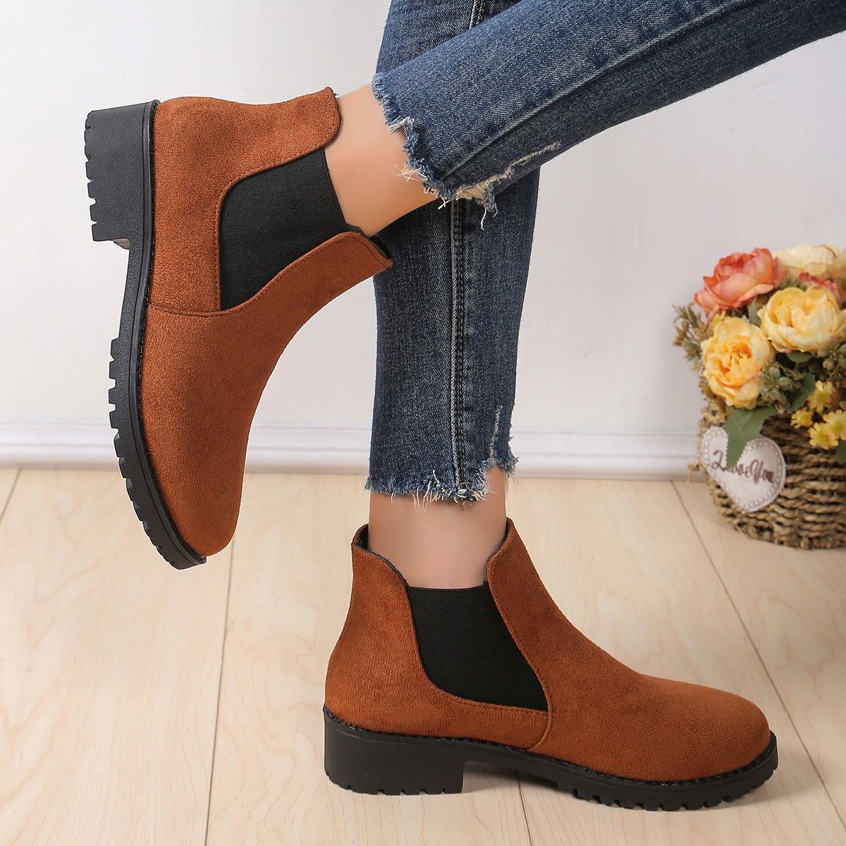 Women Boots Chunky Heel Platform British Style Thick Sole Increase Height Casual Chelsea Boots For Autumn And Winter Casual Wear
