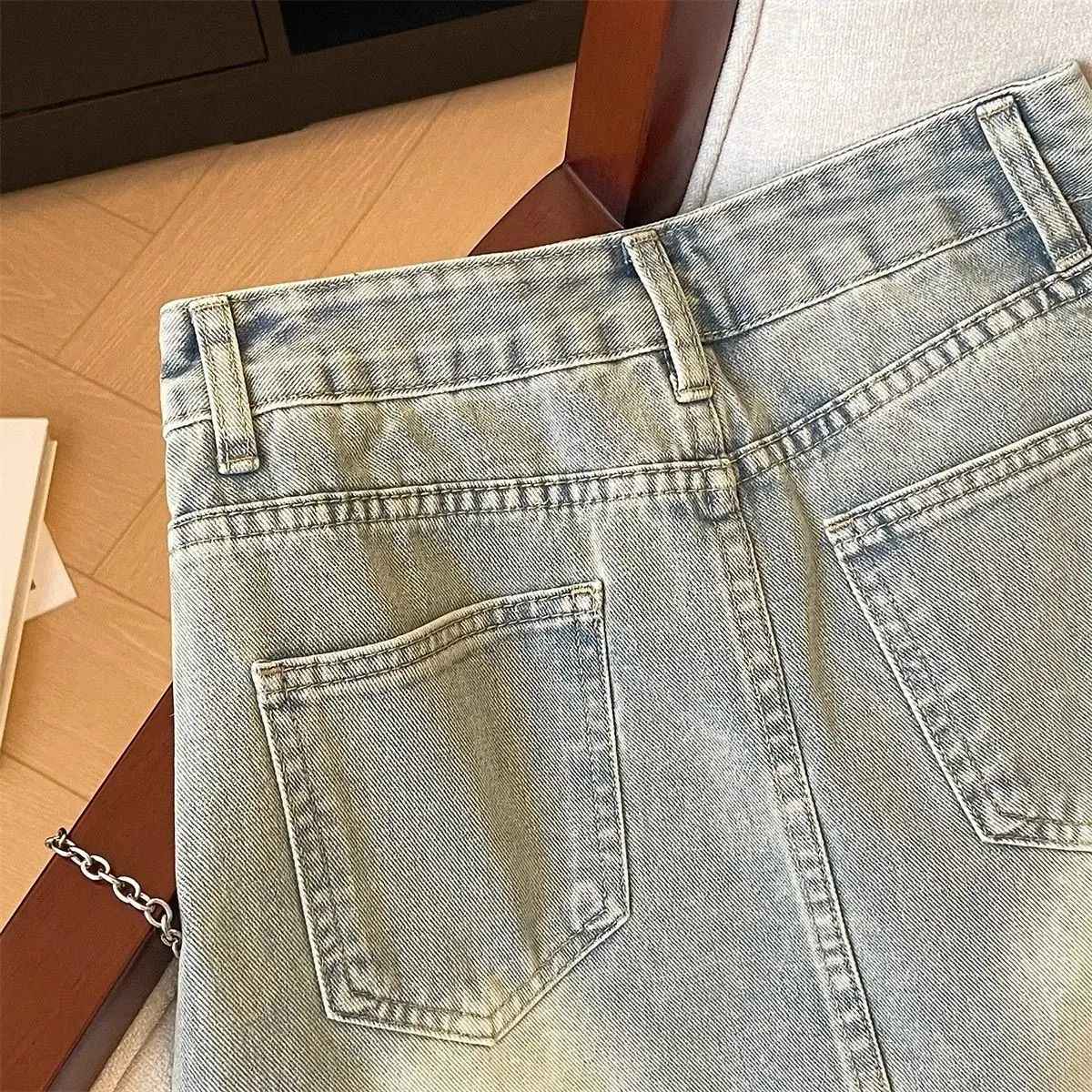 Bright Line Decoration Embroidered Diamonds Denim Short Skirt Female 2025 Spring Summer New Trend Sexy Buttons A-line Skirt