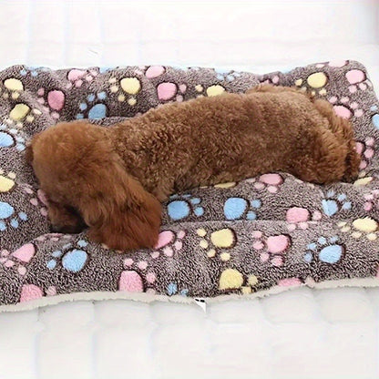 Cozy Dog Bed with Heart Pattern, Warm Plush Pet Mat for Small Medium Breeds, Soft Non-Electric Winter Cushion for Cats and Dogs