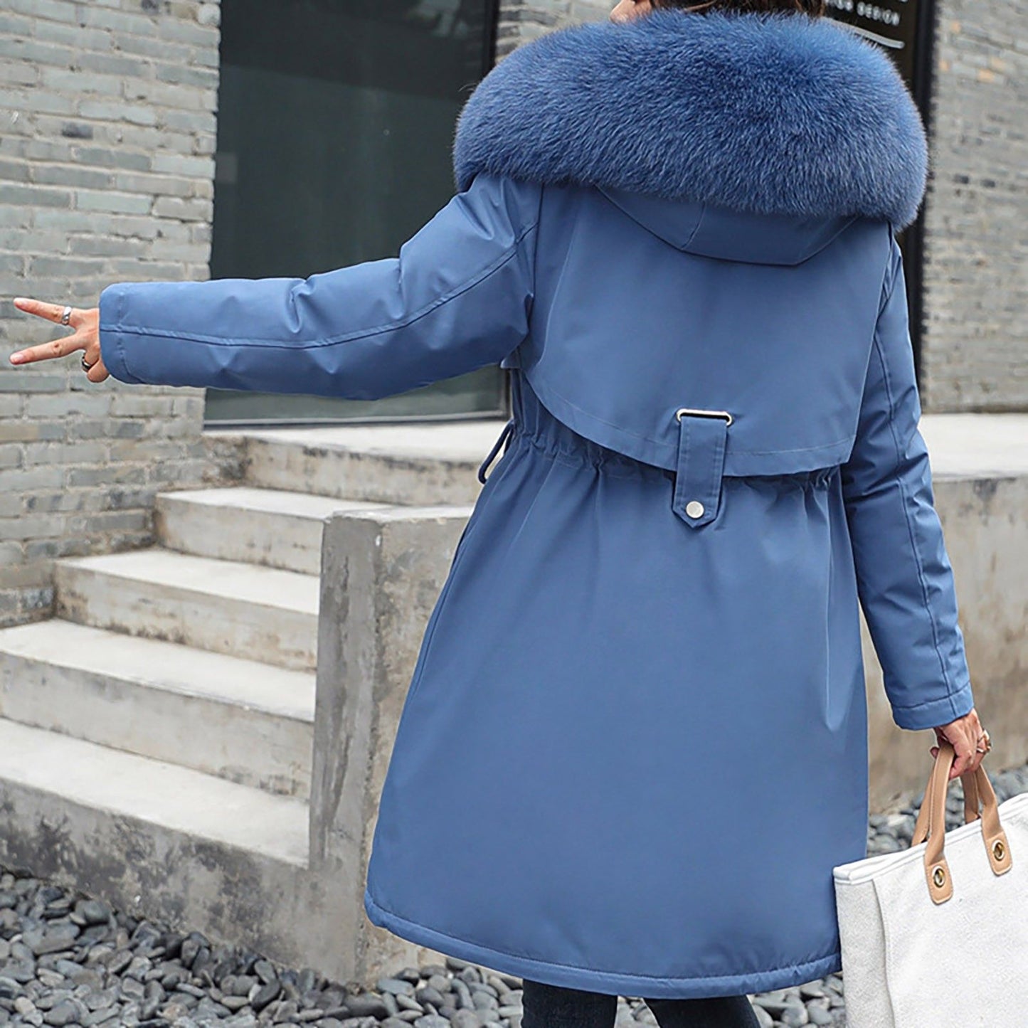 Ladies' Casual Warm And Versatile Large Fur Collar Solid Color Thick Cotton Coat Jacket For Outdoor Daily Wear