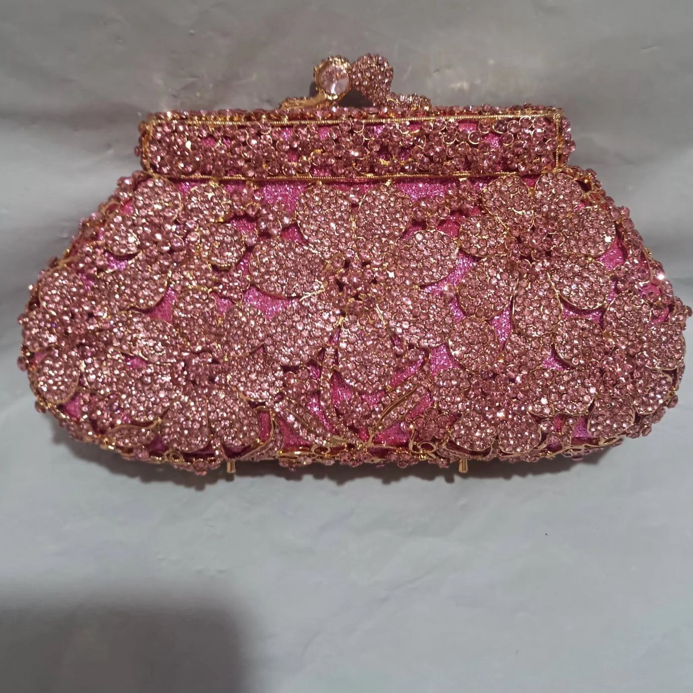 Luxury Women Pink Flower Clutch Bags Stone Evening Bags Bridal Rhinestone Handbags Wedding Clutches Bags Dinner Minaudiere Purse