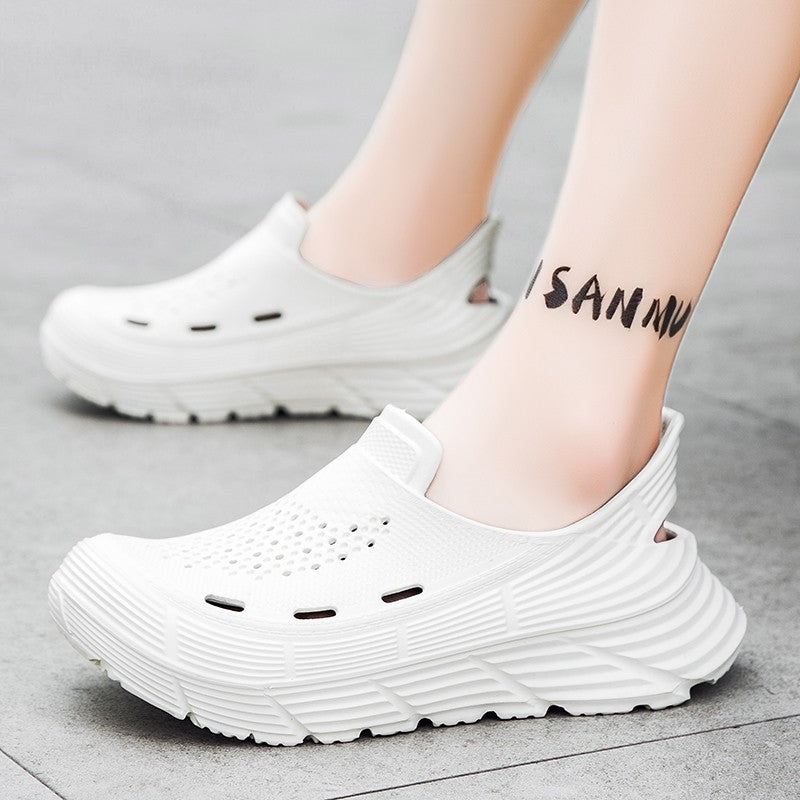 Summer Sandals Men Beach Slipper Platform Soft Sole Waterproof Anti-Slip Sandals Water Shoes Outdoor Sport Hollow out Men Shoes