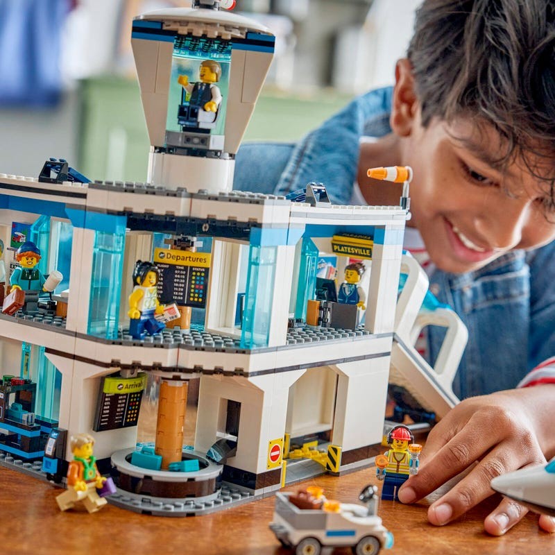 ?Pré-venda em jan.?LEGO® City Aeroporto com Avião (60502) Kit de Montar para Crianças a partir de 8 anos 887 Peças Presente de Aniversário Natal