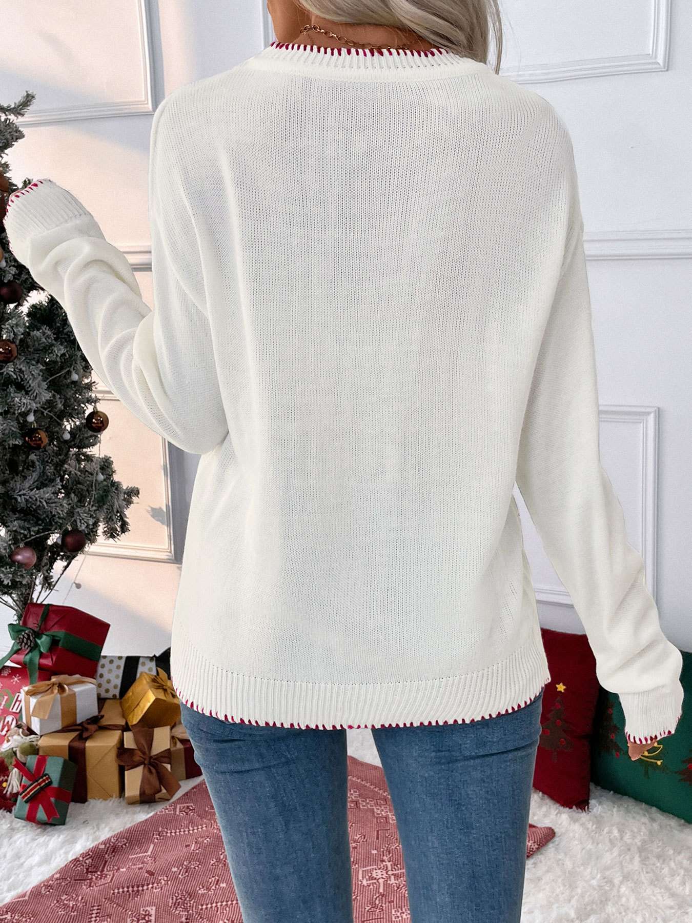 Autumn and winter new European and American fashionable loose long sleeved round neck pullover Christmas sweater