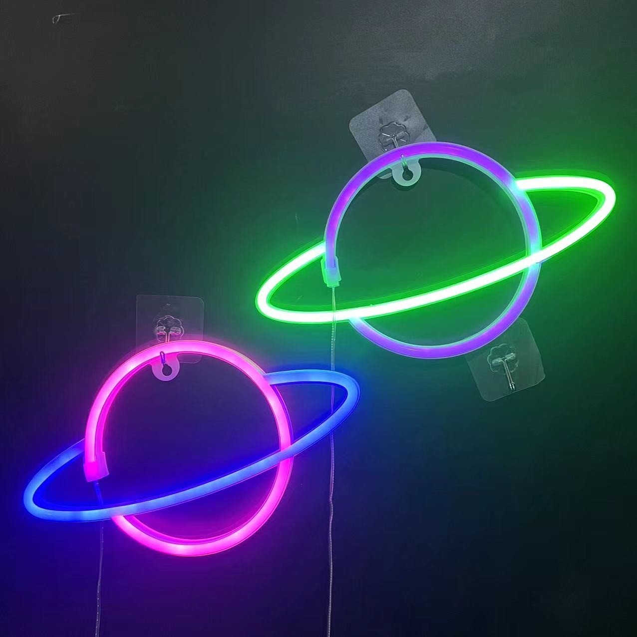 Neon Sign Alien Face Shaped Wall Hanging Lights for Home Game Room Saucerman  Plant LED Night Lamps Xmas Party Holiday Art Decor
