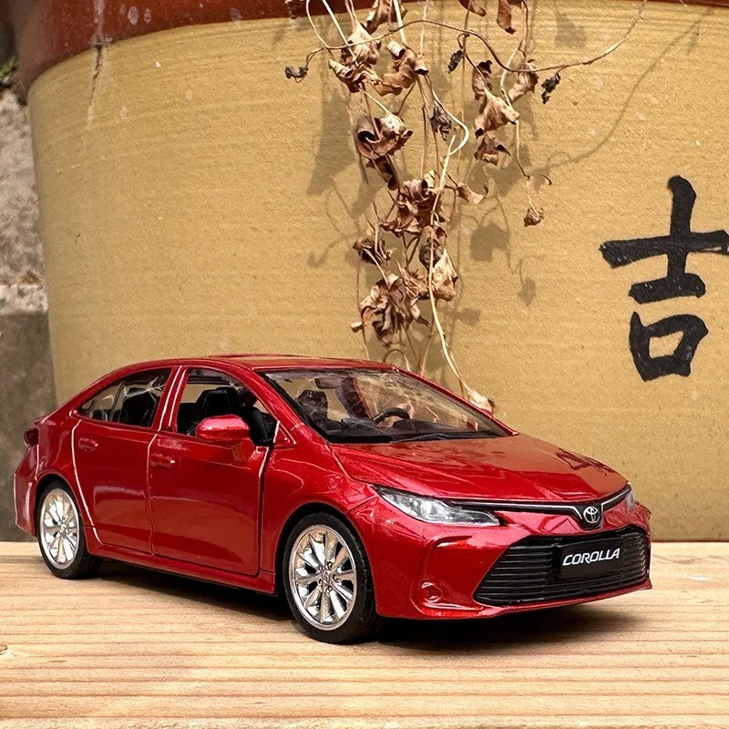 1:43 Corolla Liga Carro Modelo Diecasts & Veículos de Brinquedo Modelo de Escala Em Miniatura Para Crianças Coleção Enfeites Presentes de Aniversário