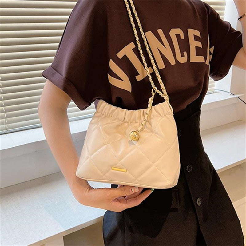 Chic Quilted Embroidered Thread Pu Women's Bag Fashion Chain Single Shoulder Bag, Stylish Crossbody Bag Perfect for Everyday Use