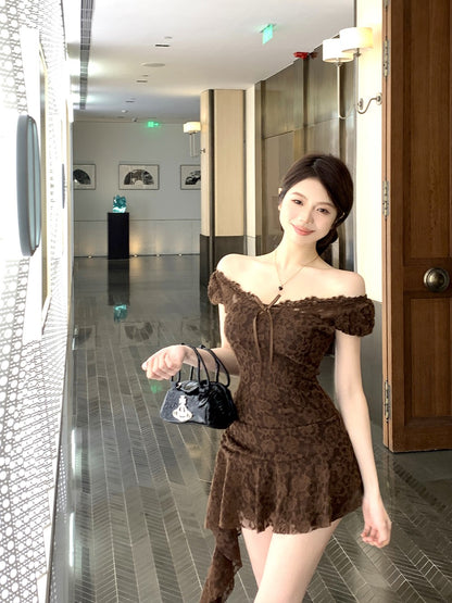 V Neck Lace Trim Shift Dress Women Summer Modern Heritage Aesthetic Youthful Chic Figure Flattering Day to Night Dress