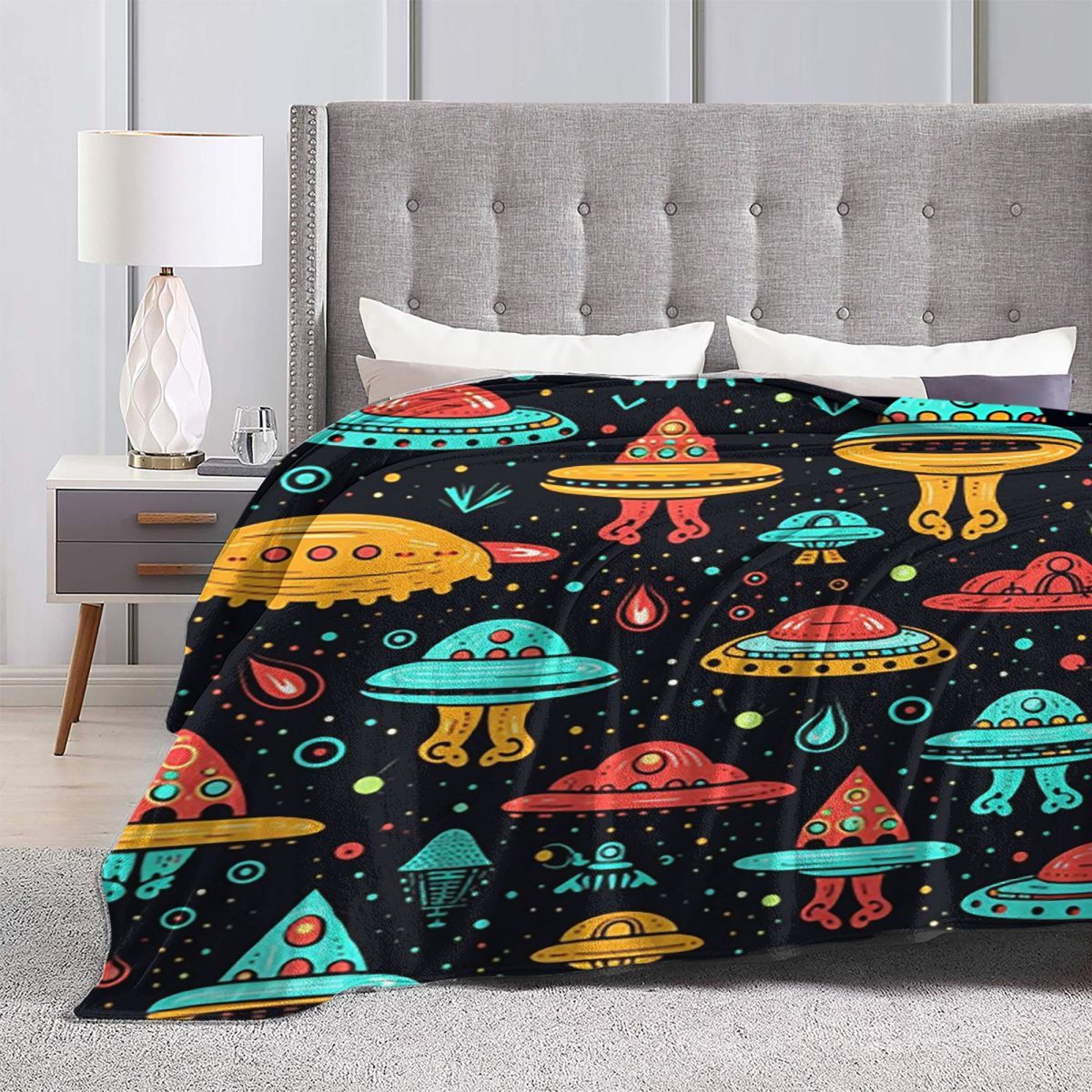 Aliens And UFOs Pattern  Blanket Flannel Sofa Throw Blanket Multi-function for Home Bedroom Office Throws Bedspread Quilt