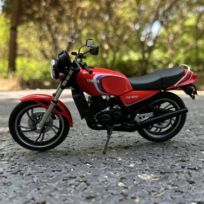 1:12 YAMAHA RZ250 RD250LC Liga Clássico Corrida Moto Modelo Diecasts Rua Cross-country Esporte Moto Modelo Brinquedo Infantil